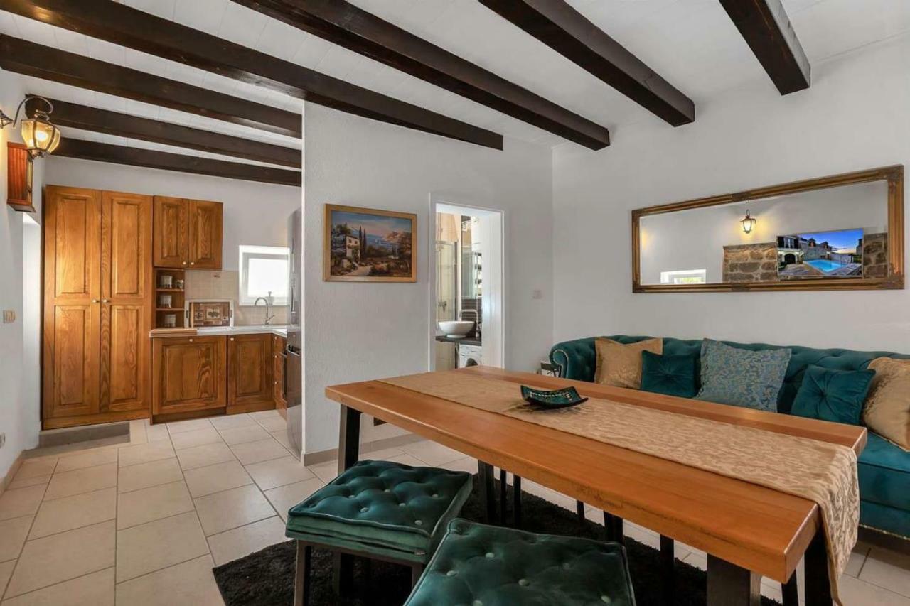 Luxury Villa Topolina บาชกาโวดา ภายนอก รูปภาพ