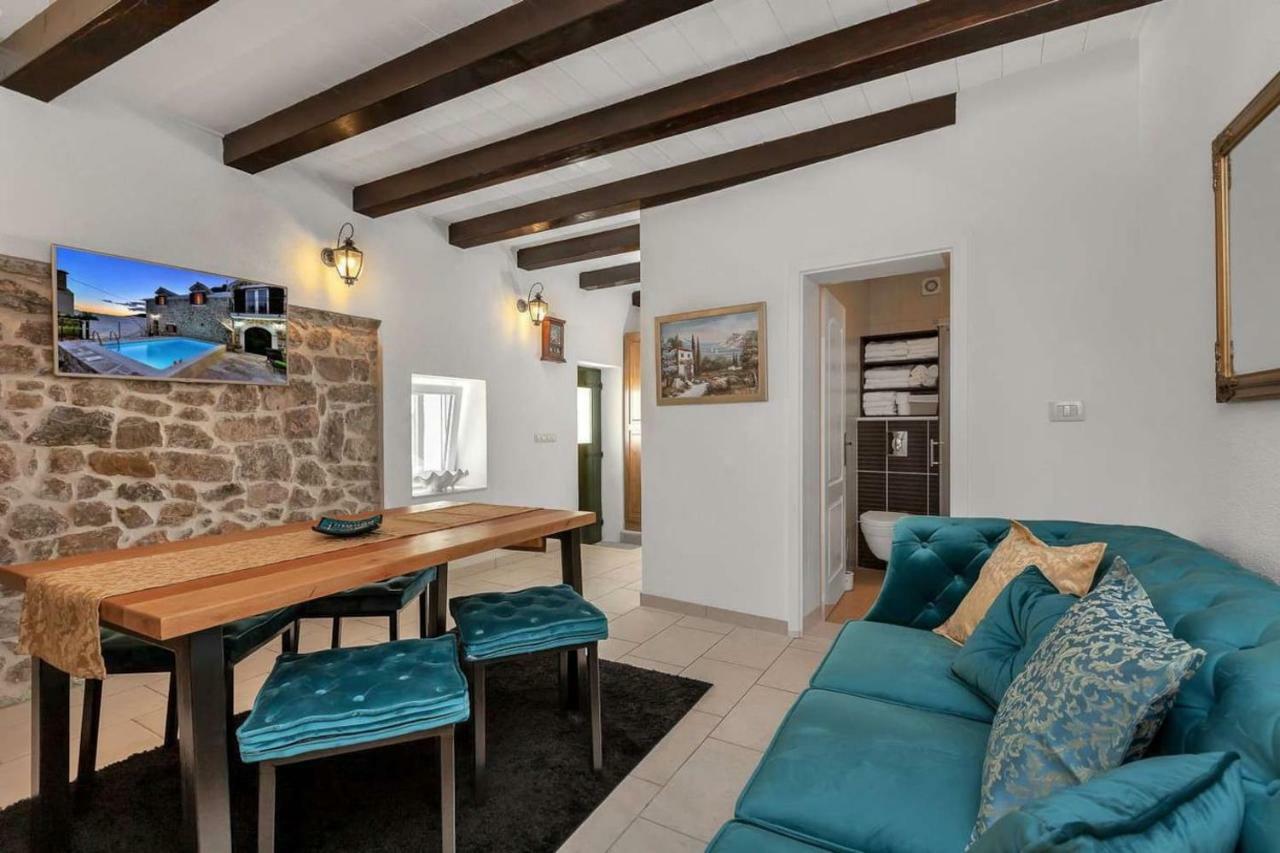 Luxury Villa Topolina บาชกาโวดา ภายนอก รูปภาพ