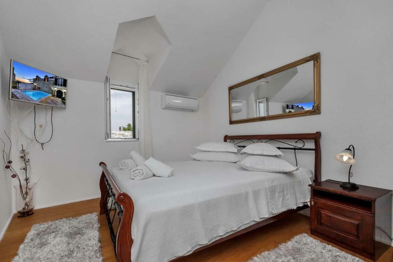 Luxury Villa Topolina บาชกาโวดา ภายนอก รูปภาพ