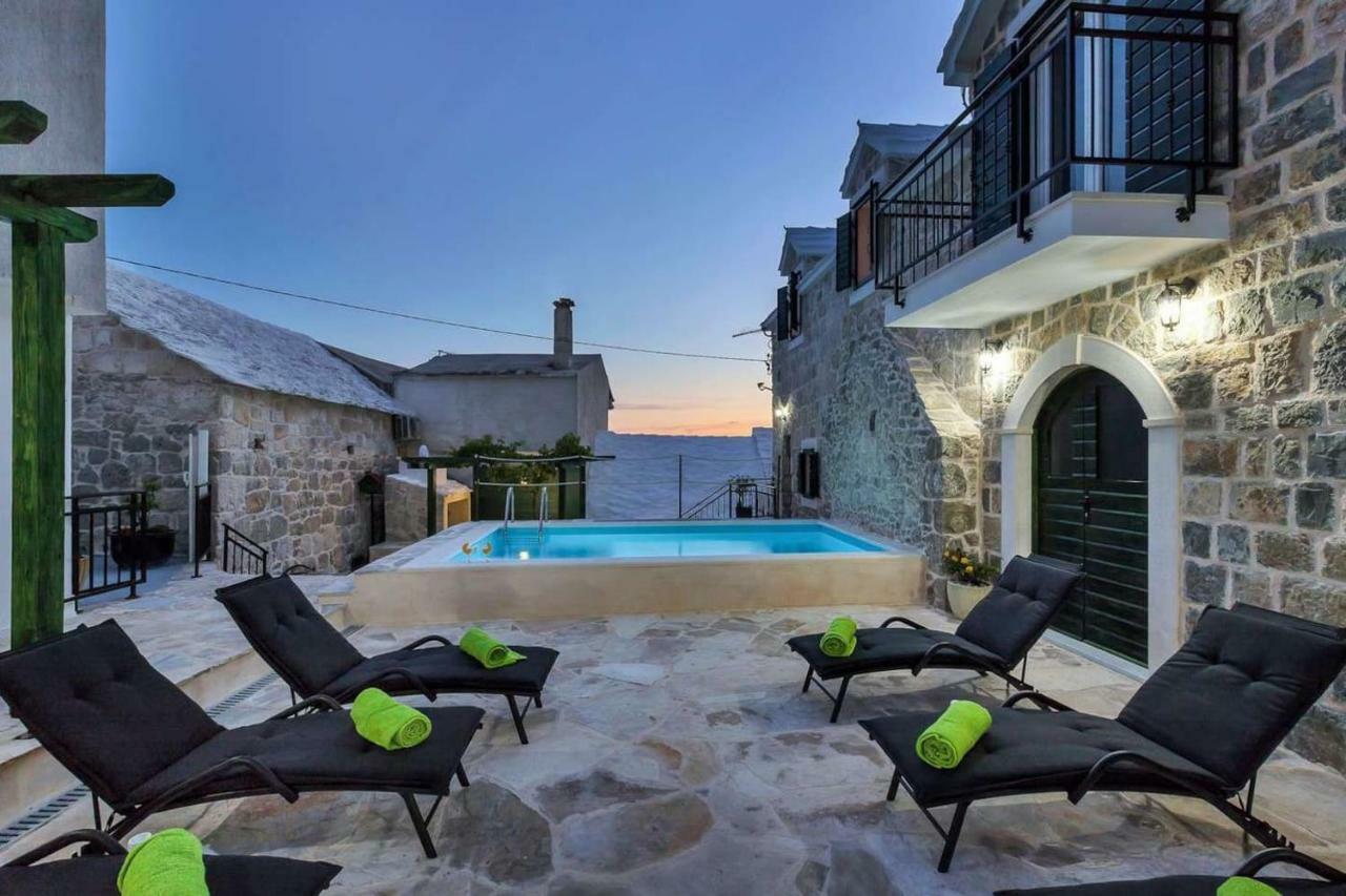 Luxury Villa Topolina บาชกาโวดา ภายนอก รูปภาพ